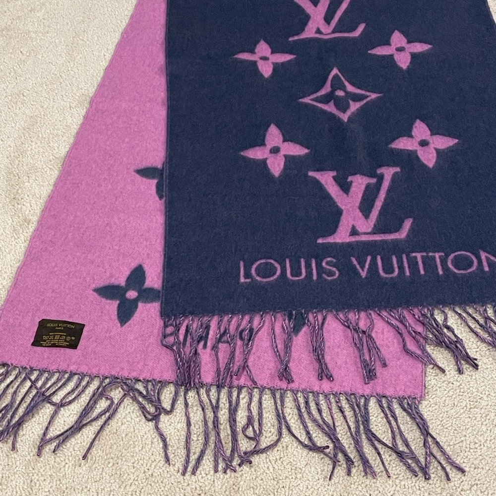 New Authentic Louis Vuitton midnight and pink Reykjavik cashmere shawl scarf - Picture 4 of 8